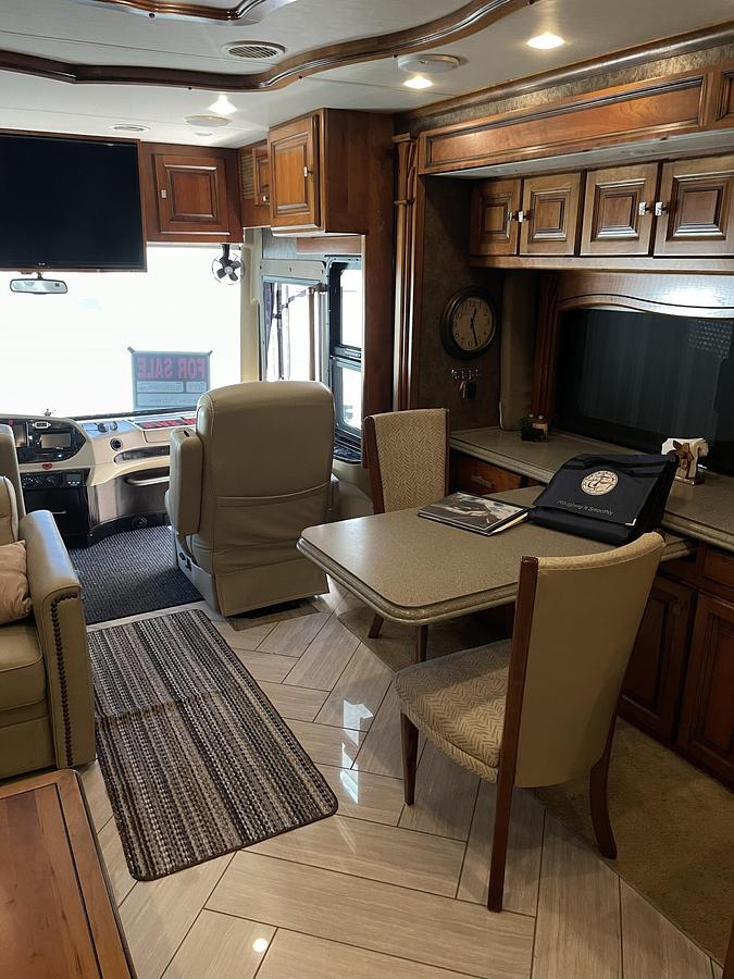 Used 2014 Tiffin Allegro Bus 37AP