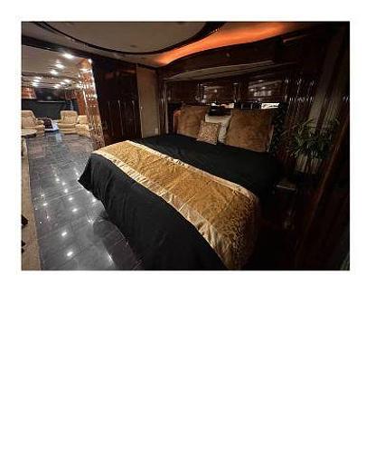 Used 2011 Newmar Essex 4524