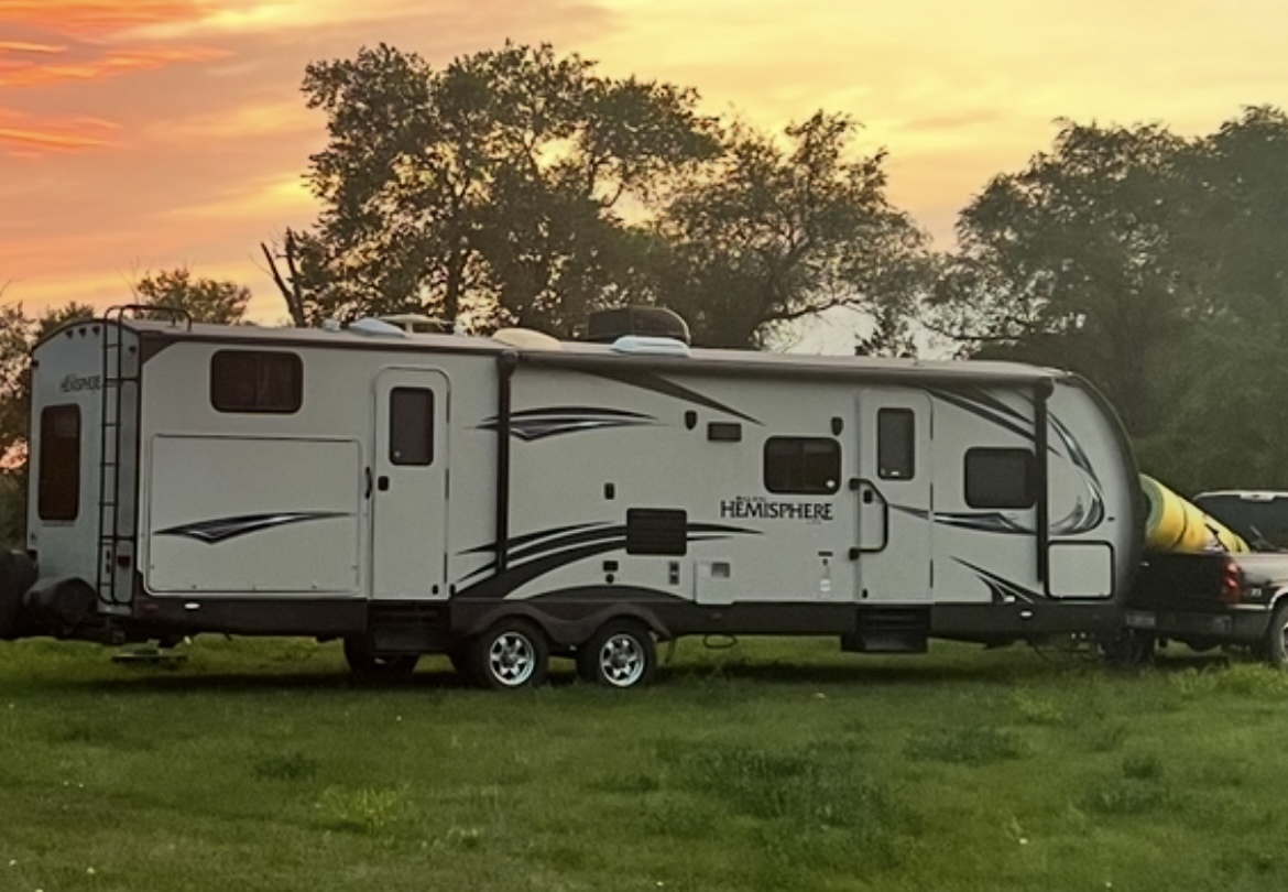 Used 2015 Forest River Hemisphere Lite 312QBUD