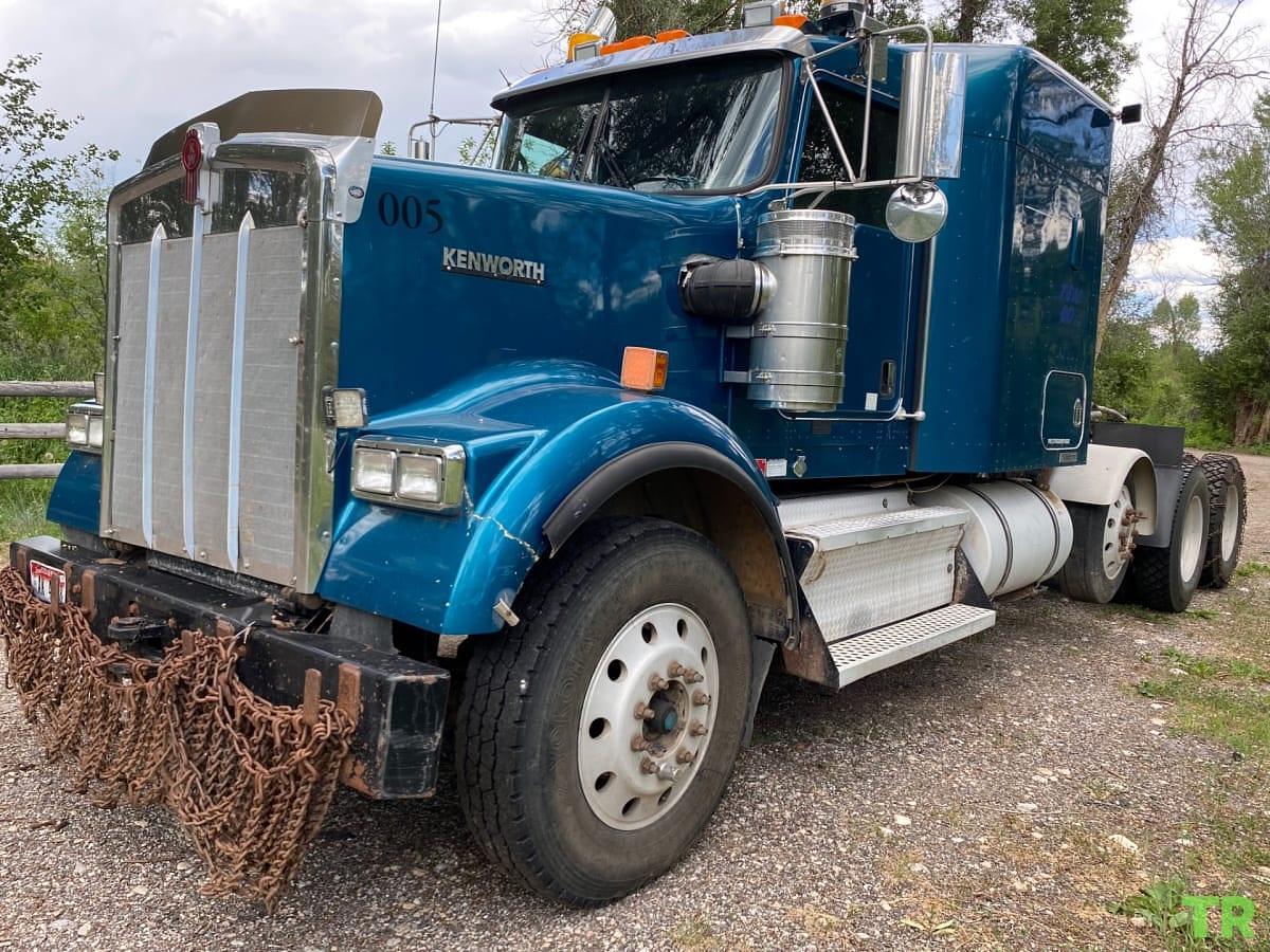 Used 2011 Kenworth W900B