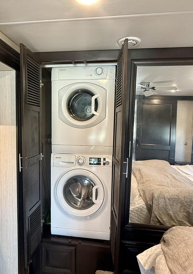 Used 2022 Forest River Berkshire 34B Class A Diesel Pusher