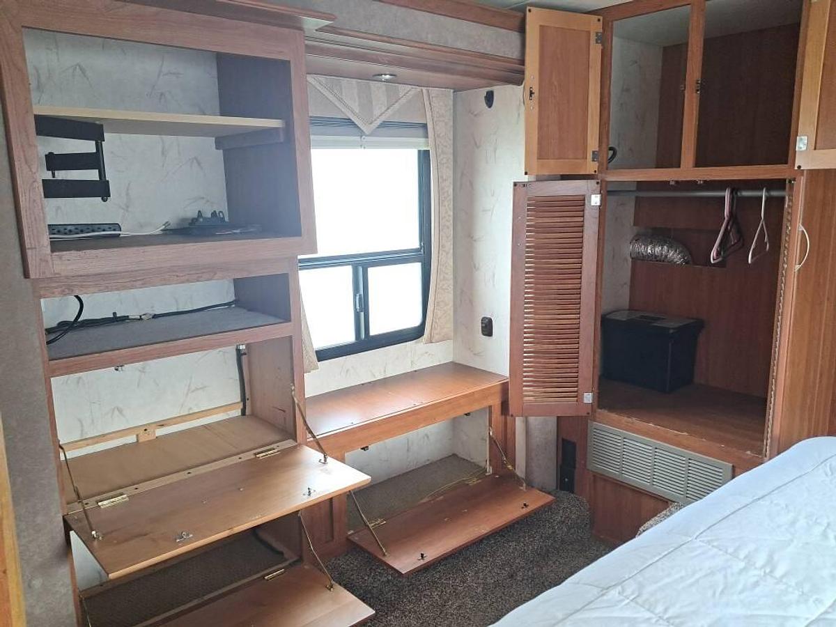 Used 2007 National TROPICAL 391LX Class A Motorhome