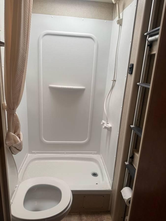 Used 2015 Lance 2185