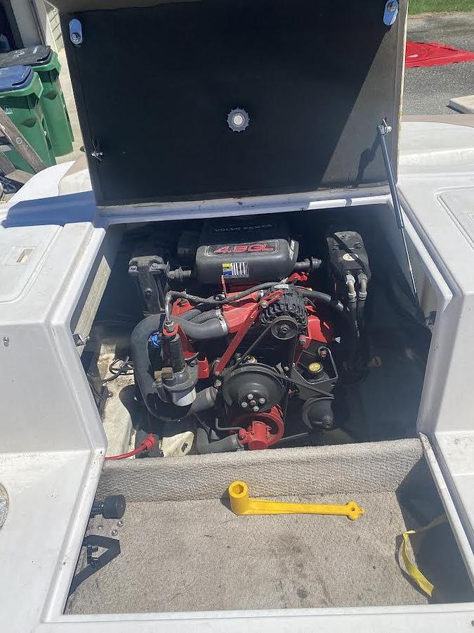 Used 2006 Four Winns 183
