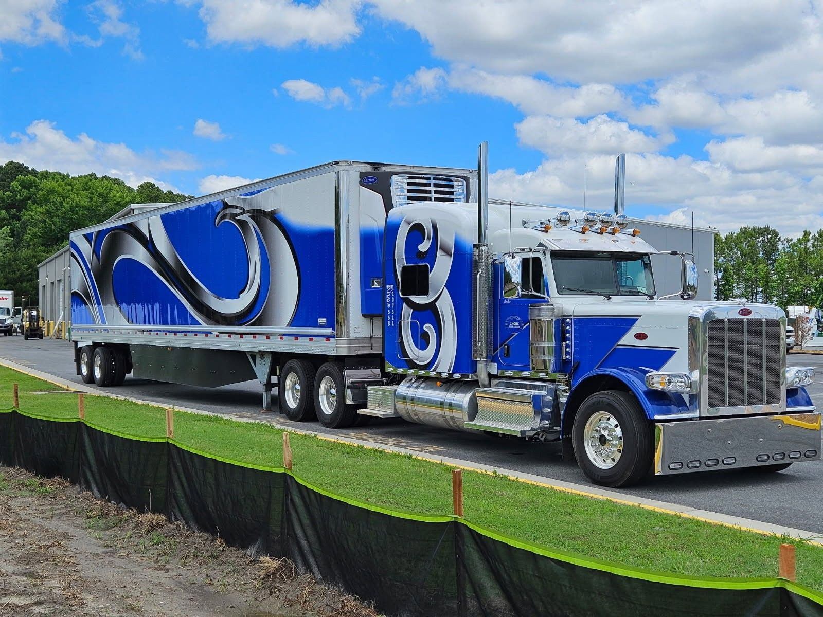 Used 2024 Peterbilt 389 Conventional Sleeper Semi