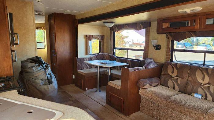 Used 2013 Coachmen Catalina Deluxe Edition