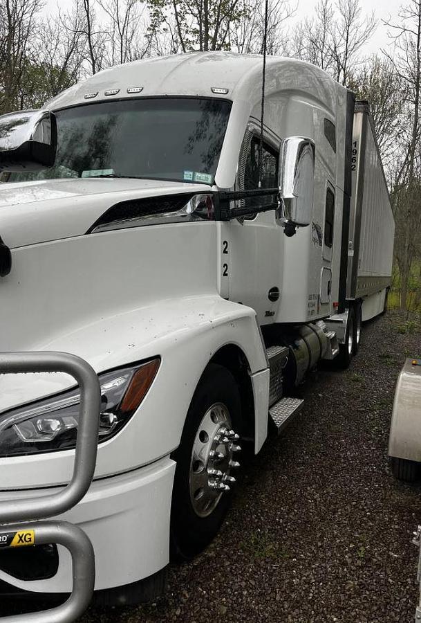 Used 2022 Kenworth T680 and 2023 Stoughton 53x102 Dry Van Trailer