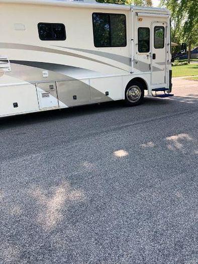 Used 2001 Fleetwood Expedition