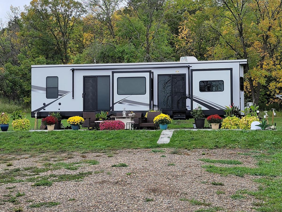 Used 2021 Forest River Sierra Destination 420FL Park Model