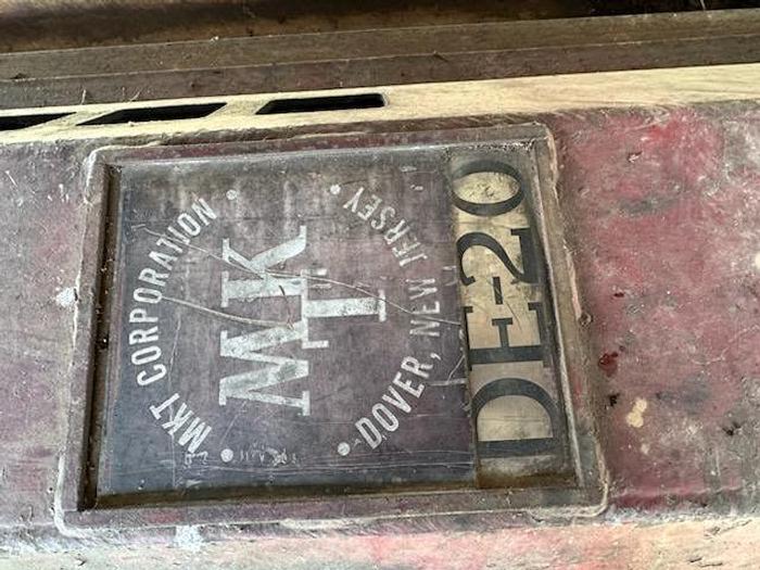 Used Unknown MKT DE20 Pile Driver