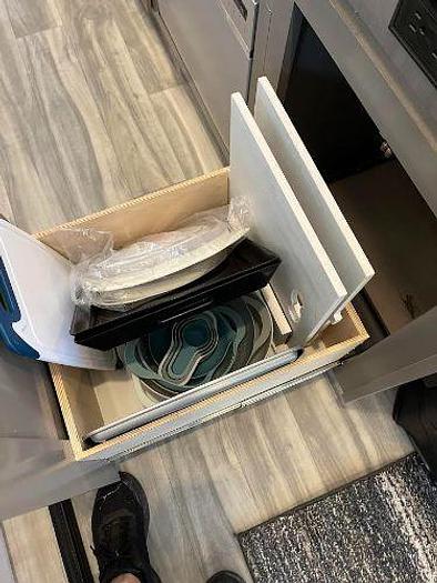 Used 2024 Jayco Pinnacle 36KPTS