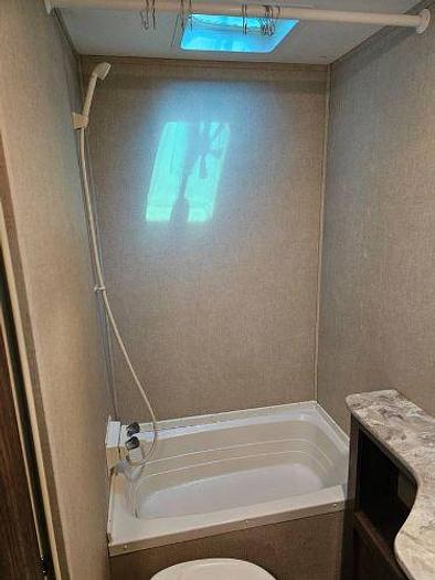 Used 2018 Coleman 215BH 23' Travel Trailer