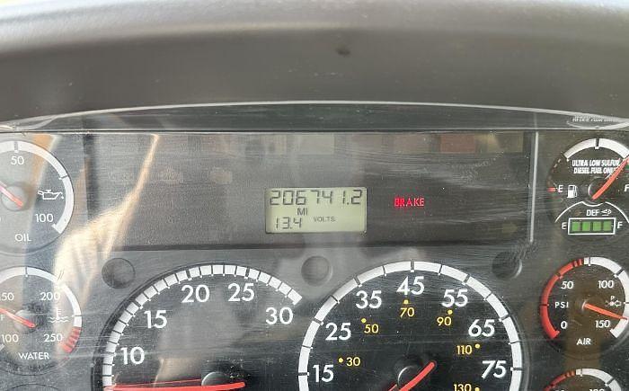 Used 2016 Freightliner BUSINESS CLASS M2 106