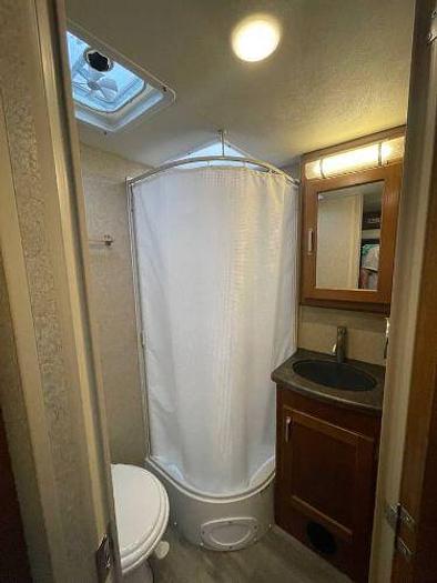 Used 2020 Lance Travel Trailer 1995