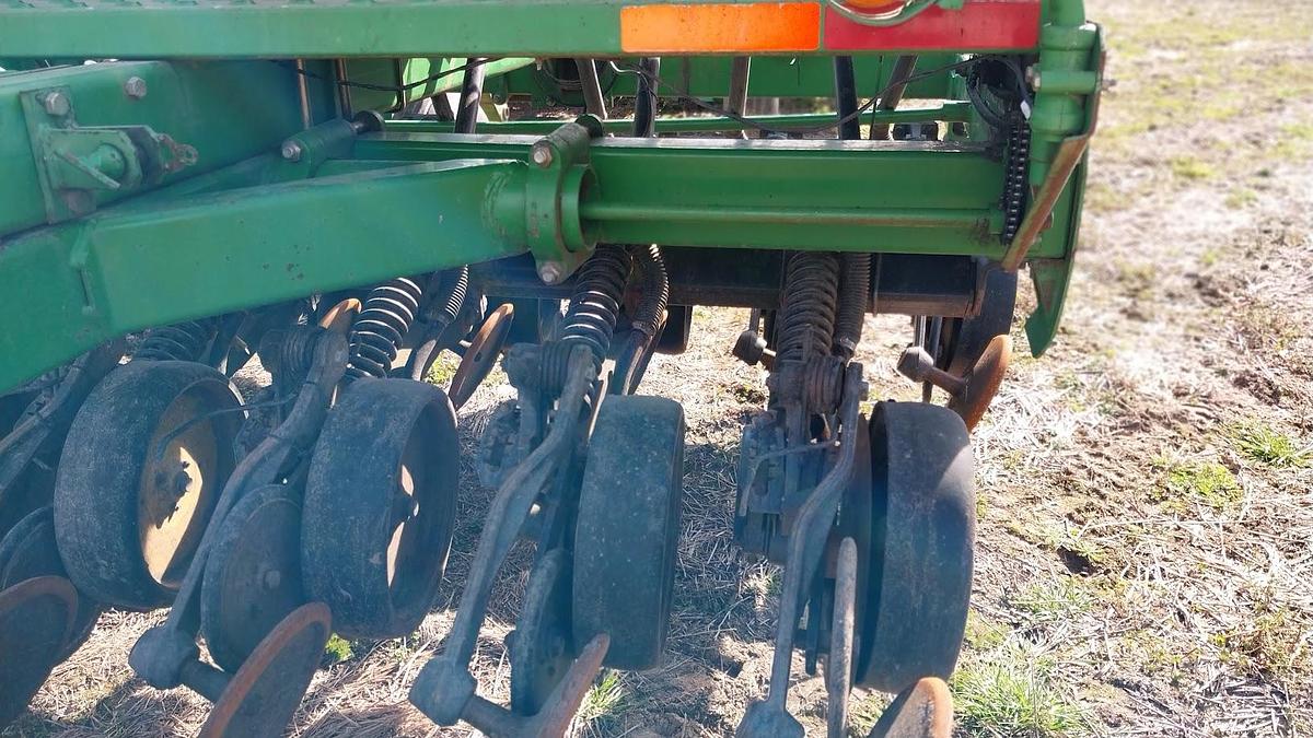 Used 2003 JOHN DEERE 1590&1560 Attached With Houck Hitch