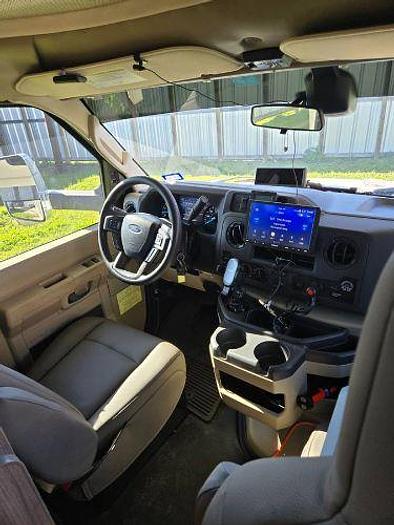 Used 2022 Winnebago Ford F350