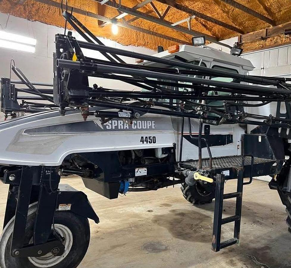 Used 2007 John Deere 4450