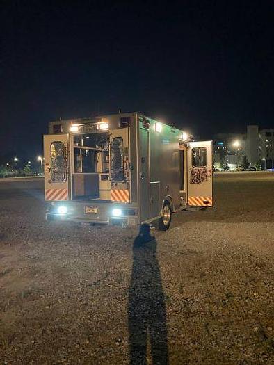 Used 2013 INTERNATIONAL Durastar 4300LP