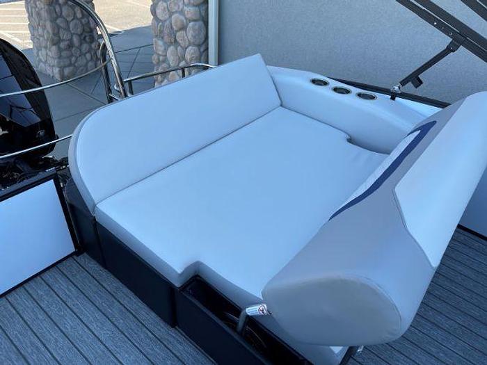 Used 2023 Lowe SS230DH CL