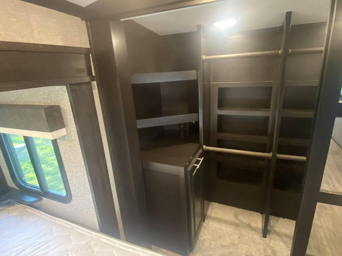 Used 2022 Jayco Northpoint 377RLBH Fifth Wheel