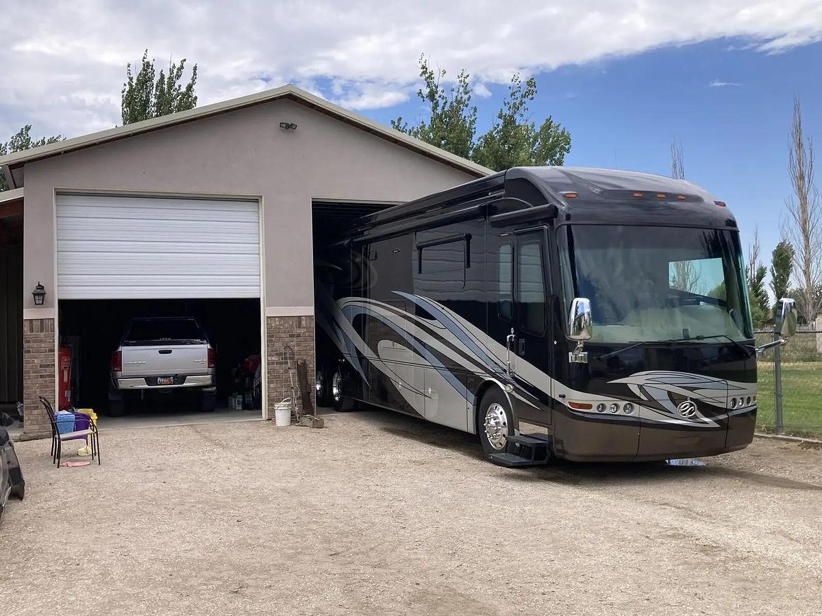 Used 2015 Entegra Anthem 42DEQ Class A Motorhome