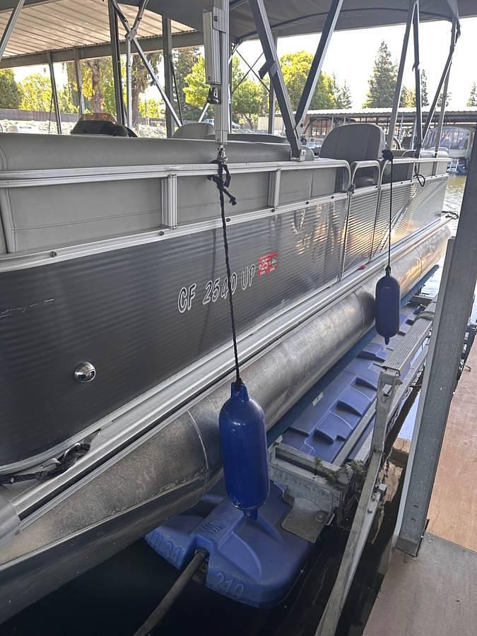 Used 2020 Avalon Venture