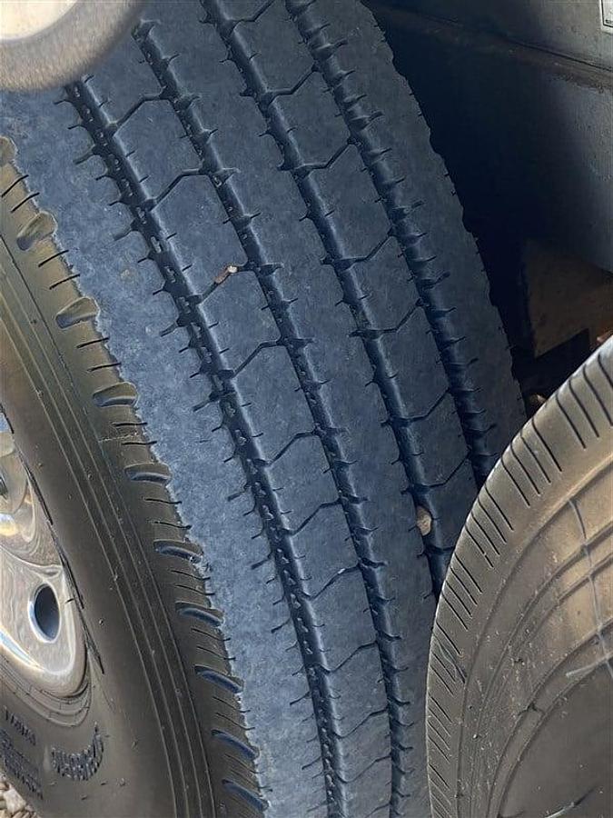 Used 2019 Platinum 3 Horse Trailer with Living Quarters