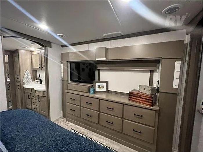 Used 2022 DRV MOBILE SUITES 41RKDB