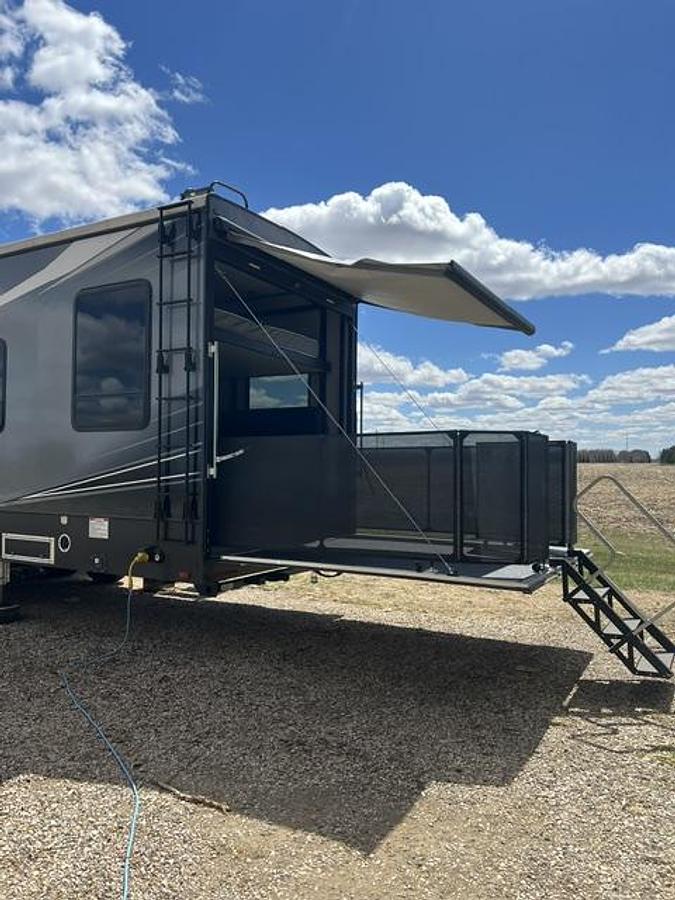 Used 2021 Keystone Carbon 358 Toy Hauler