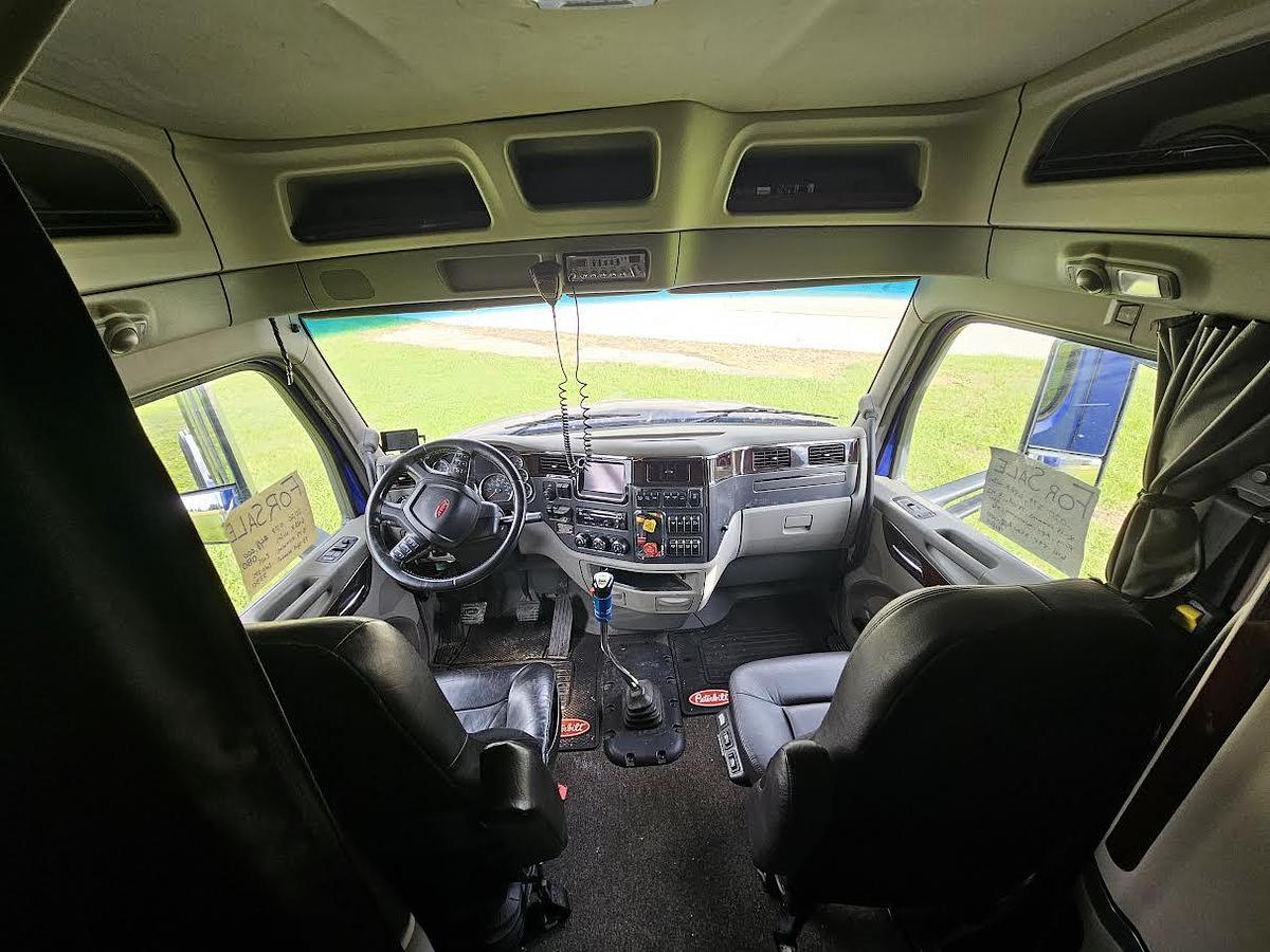 Used 2020 Peterbilt 579
