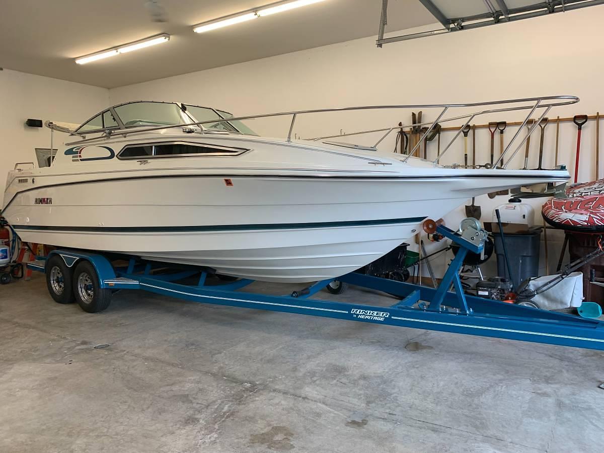 Used 1993 Rinker Fiesta Vee 260 Cruiser