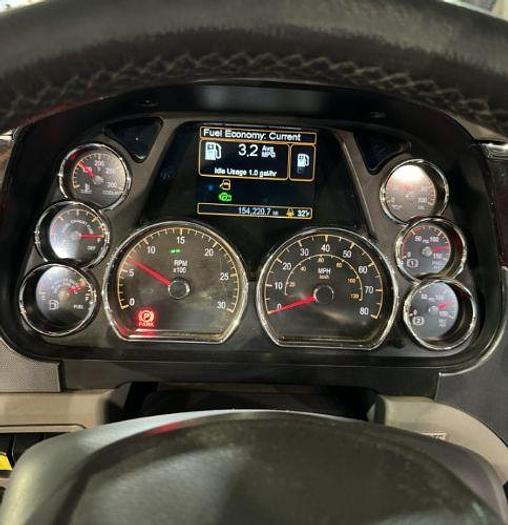 Used 2017 Peterbilt 567