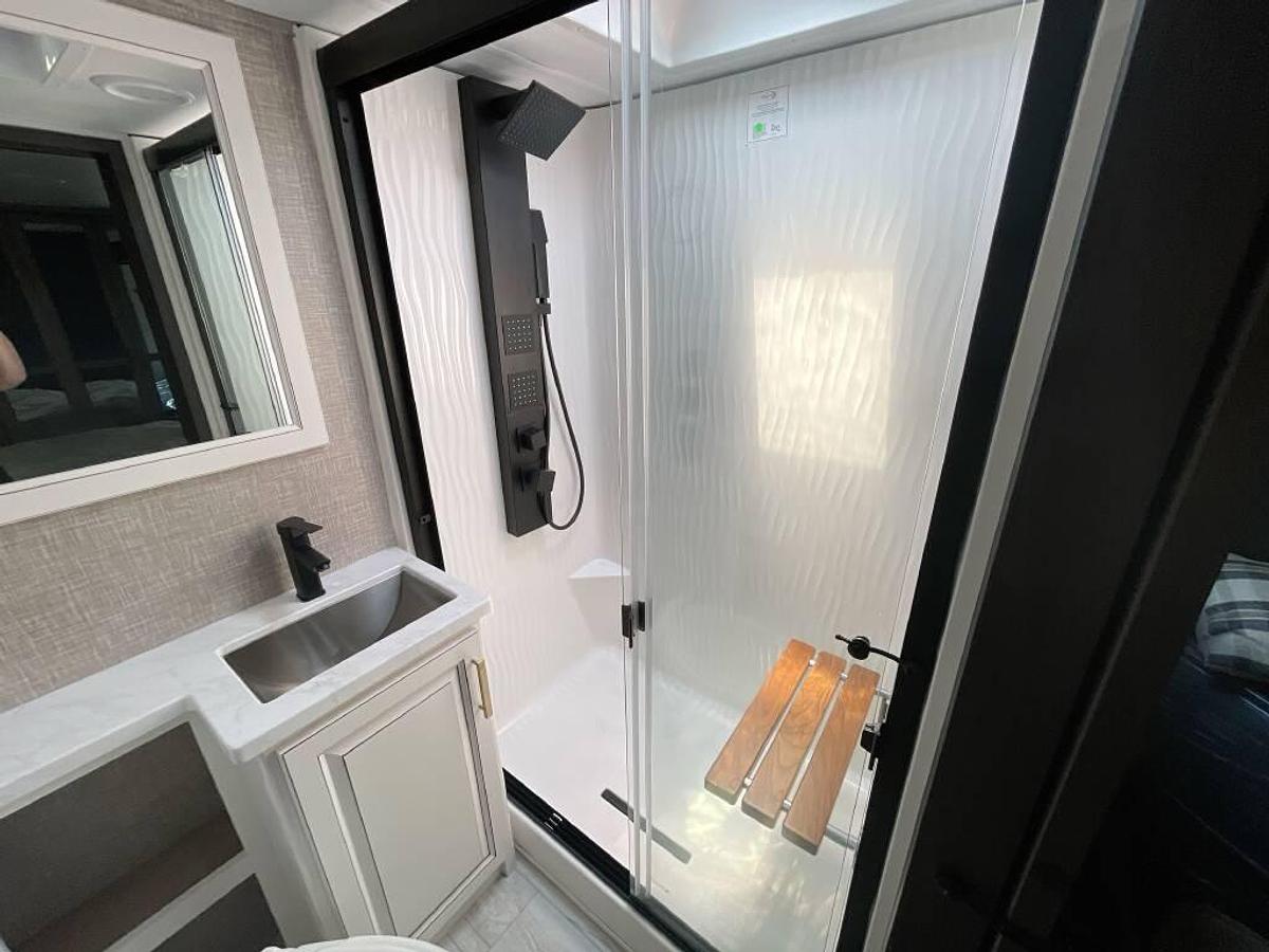 Used 2025 Keystone Montana 3915TB