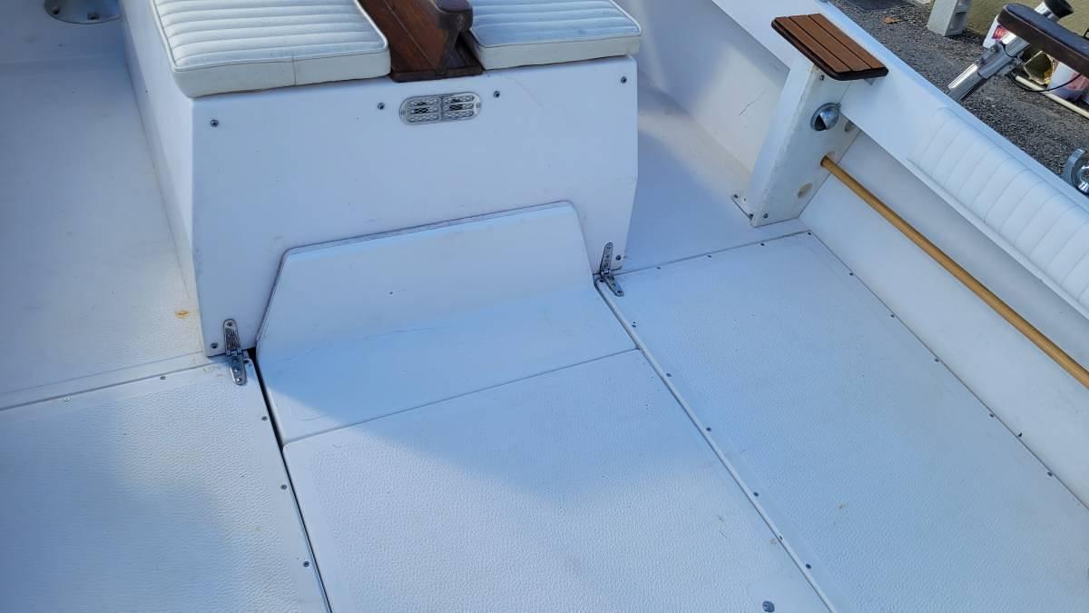 Used 1990 Shamrock VS20