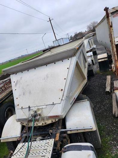 Used 2011 Mack CXU612