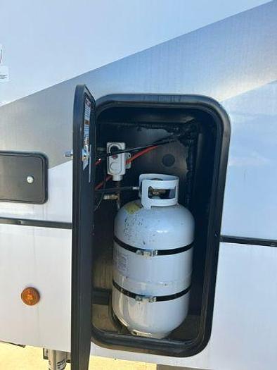 Used 2022 Alliance Paradigm 370FB