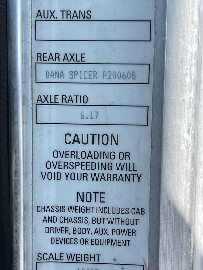 Used 2016 Peterbilt 330 Box Truck