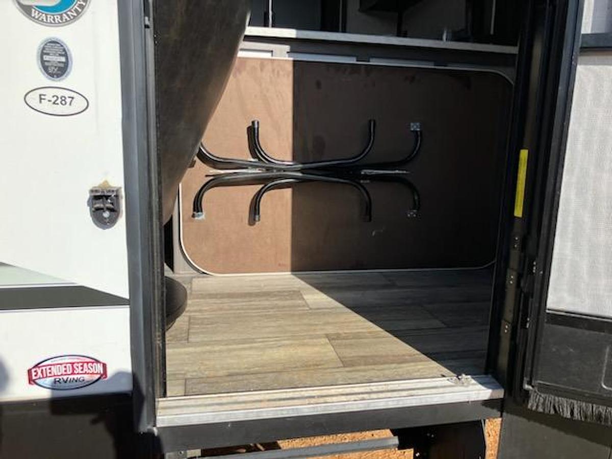 Used 2018 Heartland Fuel F-287 Travel Trailer Toy Hauler