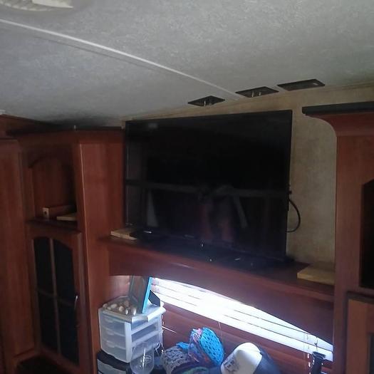 Used 2014 Keystone Montana High Country 3100RL