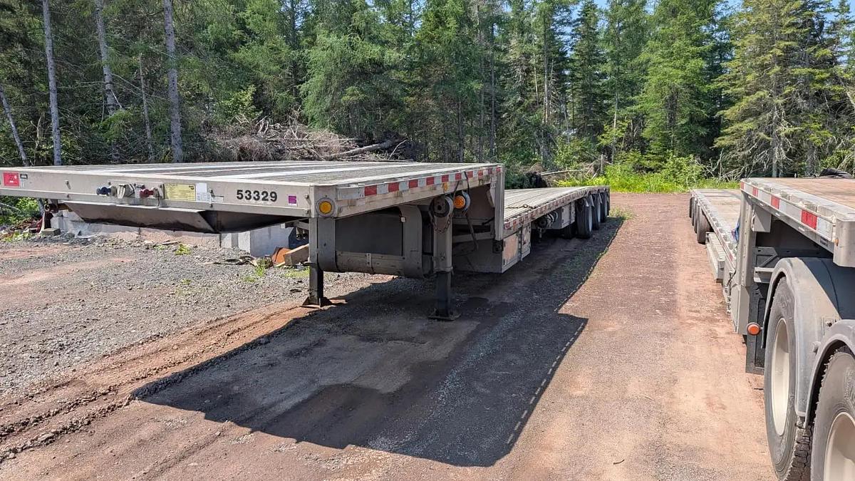 Used 2019 Reitnouer Step Deck Trailer