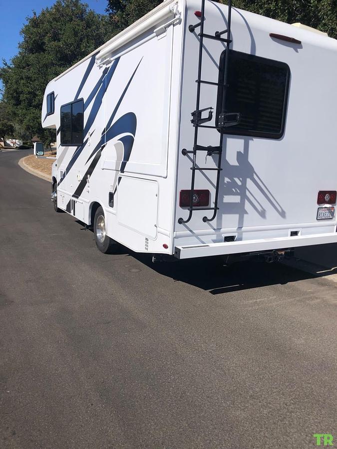 Used 2021 Thor Freedom Elite 22FE Class C Motorhome
