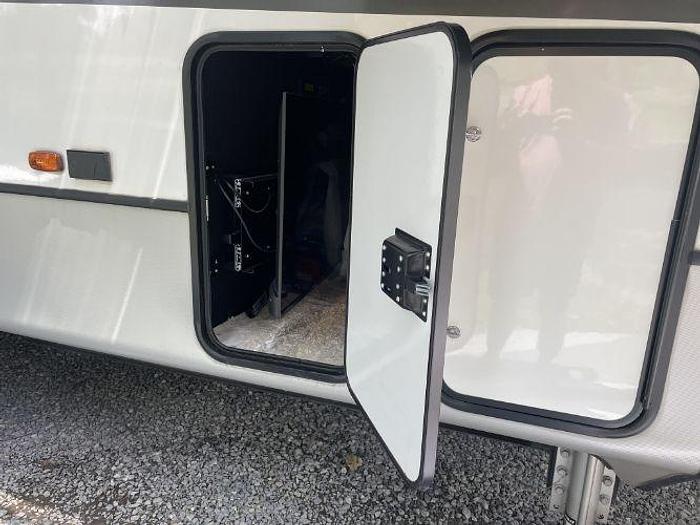 Used 2022 Keystone Montana 3761FL