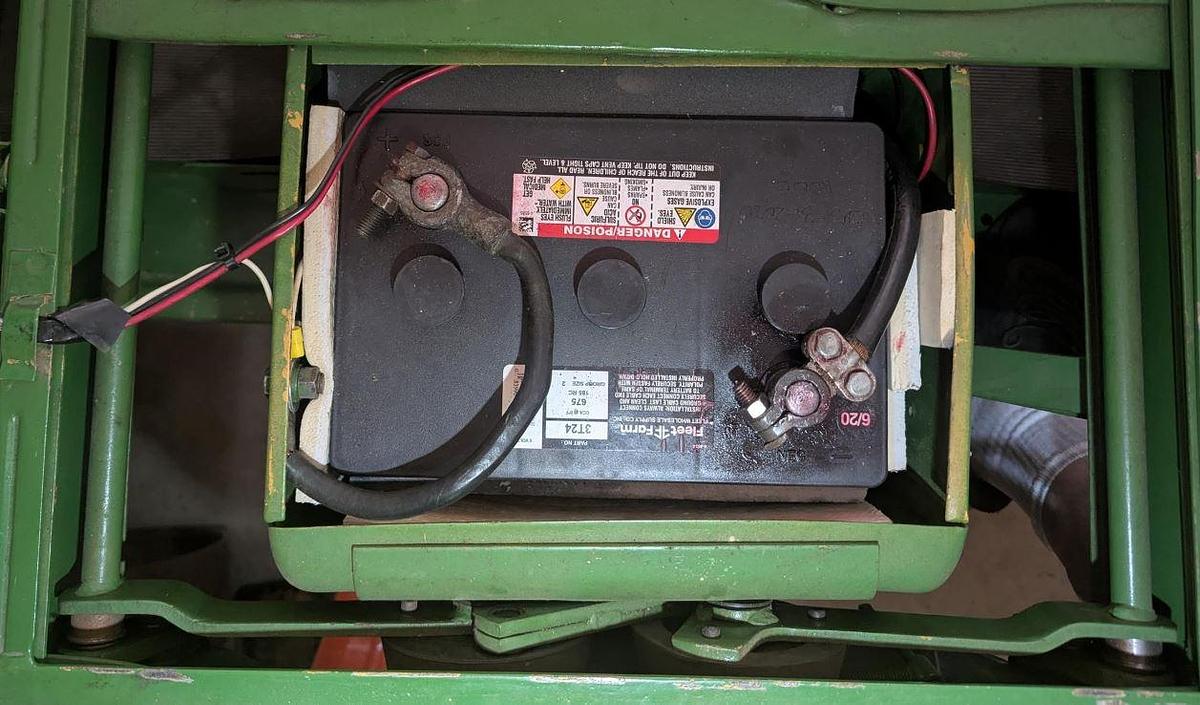 Used 1959 John Deere 830