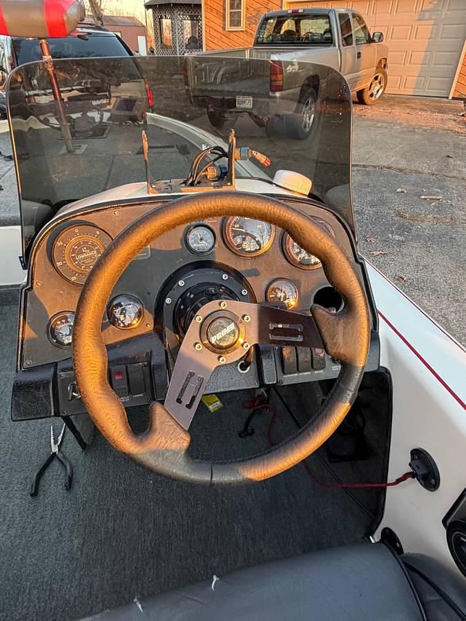 Used 1994 Champion Elite 191