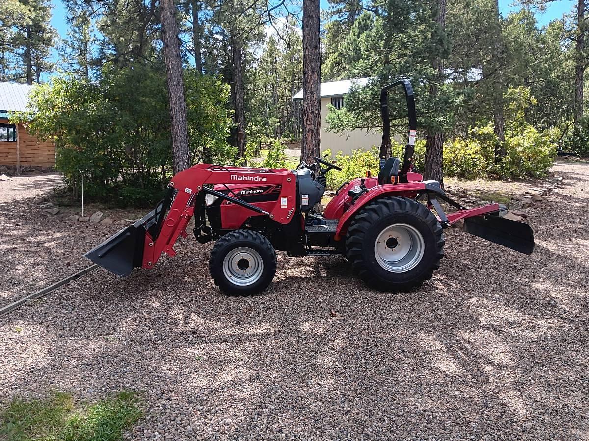 Used 2016 Mahindra Tractor