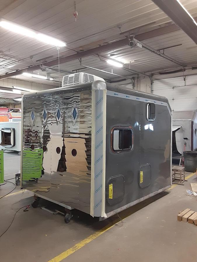 Used 2000 Kenworth W900 Conventional Sleeper Semi