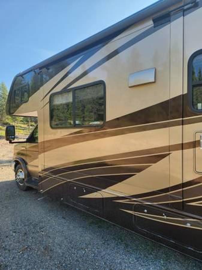 Used 2017 Forest River Sunseeker