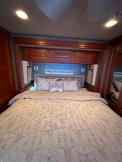 Used 2013 Itasca Meridian 34B