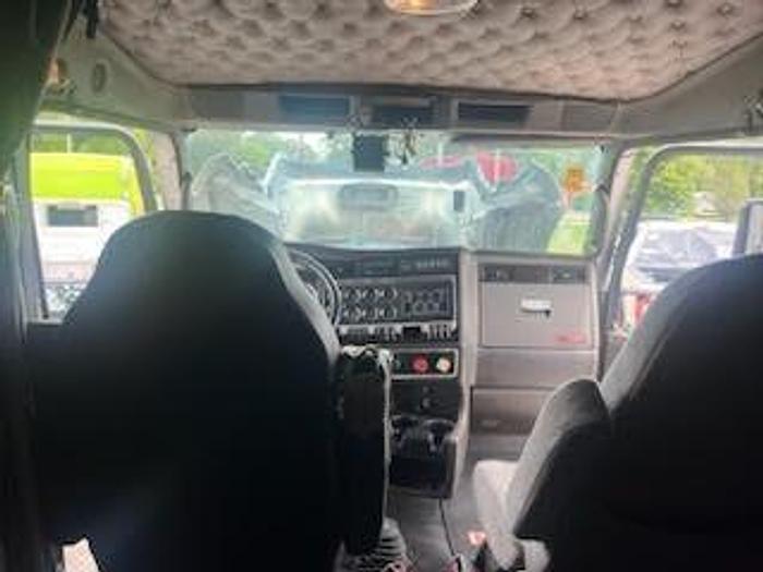 Used 2013 KENWORTH T660