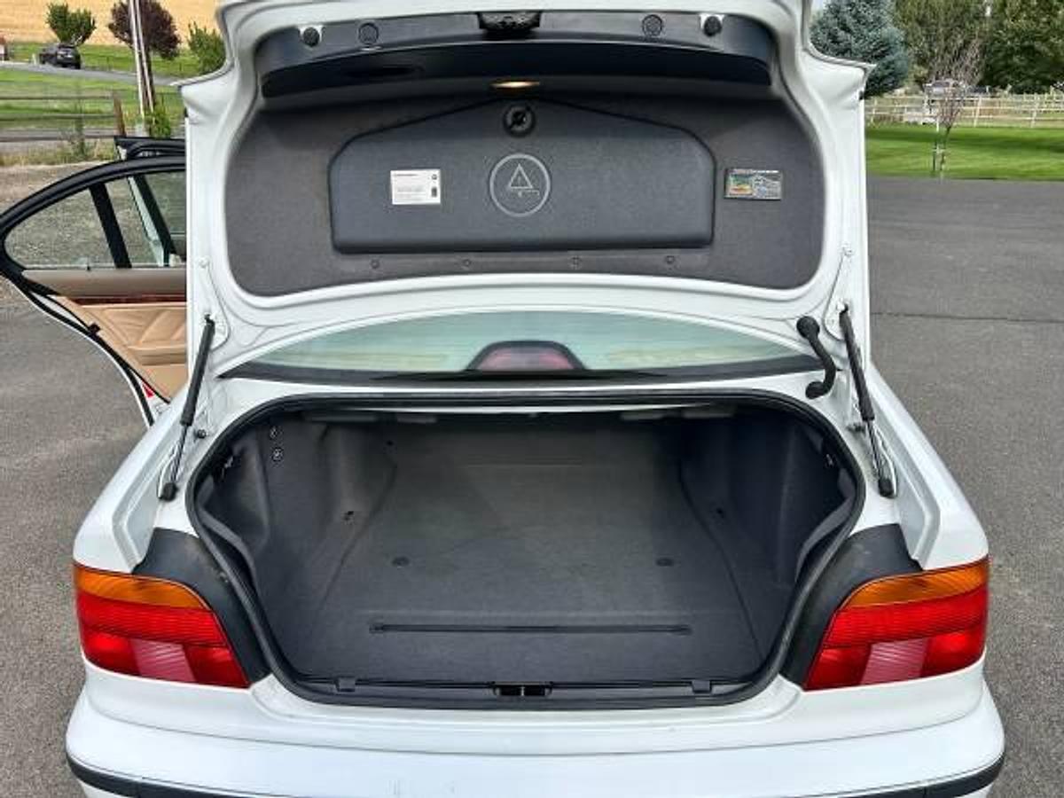 Used 1999 BMW 528i